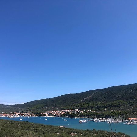 Apartmani Luiza Cres Exteriér fotografie