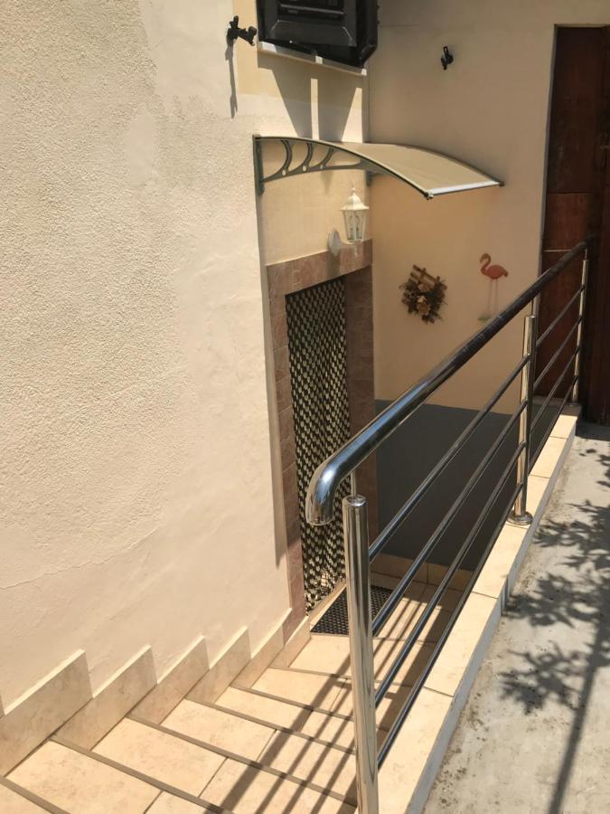 Apartmani Luiza Cres Exteriér fotografie