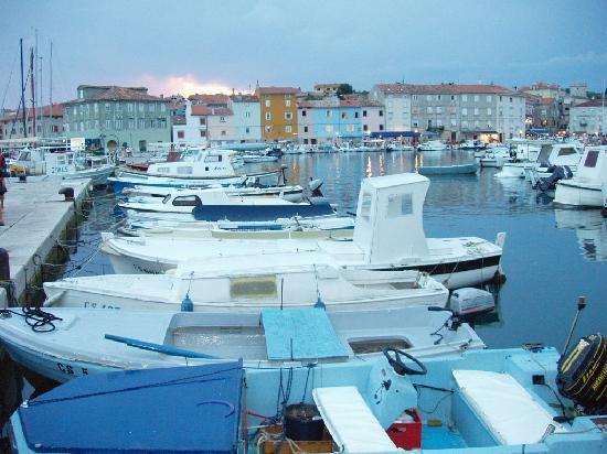 Apartmani Luiza Cres Exteriér fotografie